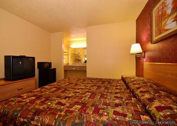 Econo Lodge Houston Brookhollow Ruang foto