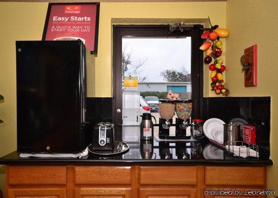 Econo Lodge Houston Brookhollow Restoran foto